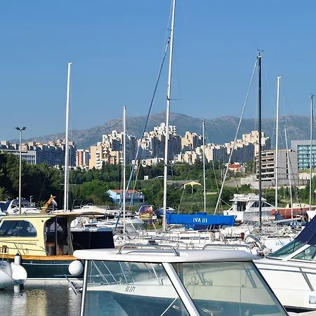 Apartment City Break Dream *