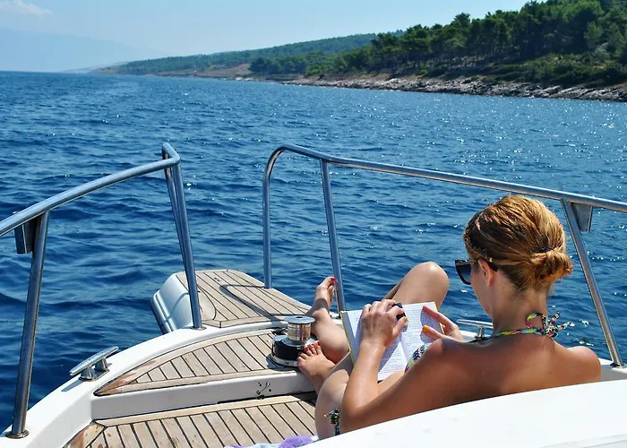 Apartment City Break Dream