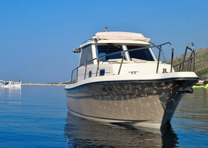 Apartment City Break Dream